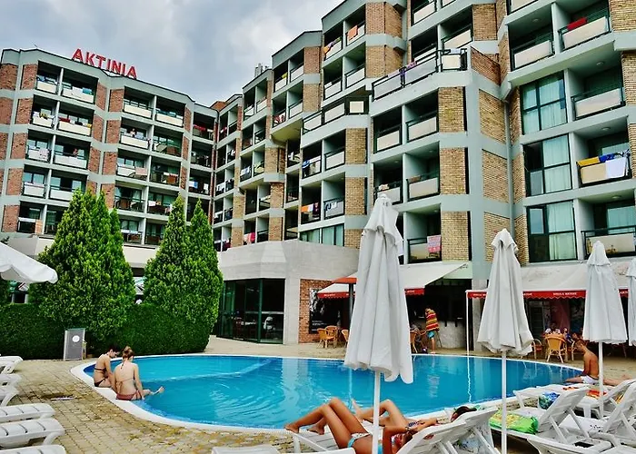 Aktinia Хотел 3*