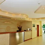 Aktinia Hotel 3*